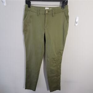 A NEW day‎ green embroidered floral pants Size 2